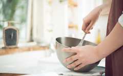 工程少なっ！手抜き料理のプロが作る“レアチーズケーキ”は驚きしかない…