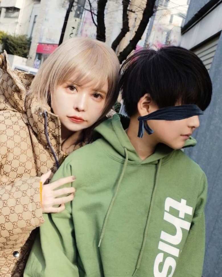 インスタには、りおんくんがたびたび登場（益若さんの公式インスタグラムより）