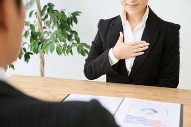 日本も今後は訴訟社会に!?身を守るための「弁護士保険」とは