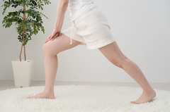 「アキレス腱が硬い」長引くと様々な弊害…理学療法士の正しいストレッチ