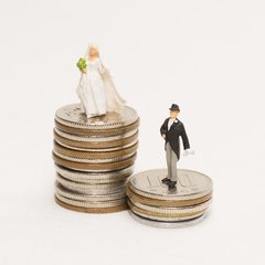 「妻の年収が夫を超えた」共働き夫婦の〝下克上〟夫のプライドは大丈夫か？