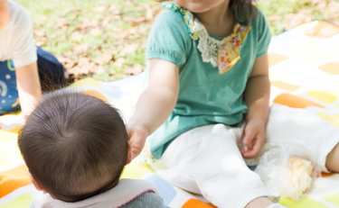 「子どもを産むのは得」松田美由紀さんシングルマザーの育児を振り返る