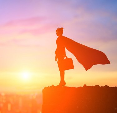 大人のための変身グッズ「ブレイバックル」がトレンド入りで特撮ファン大興奮！