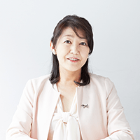 白河桃子さん