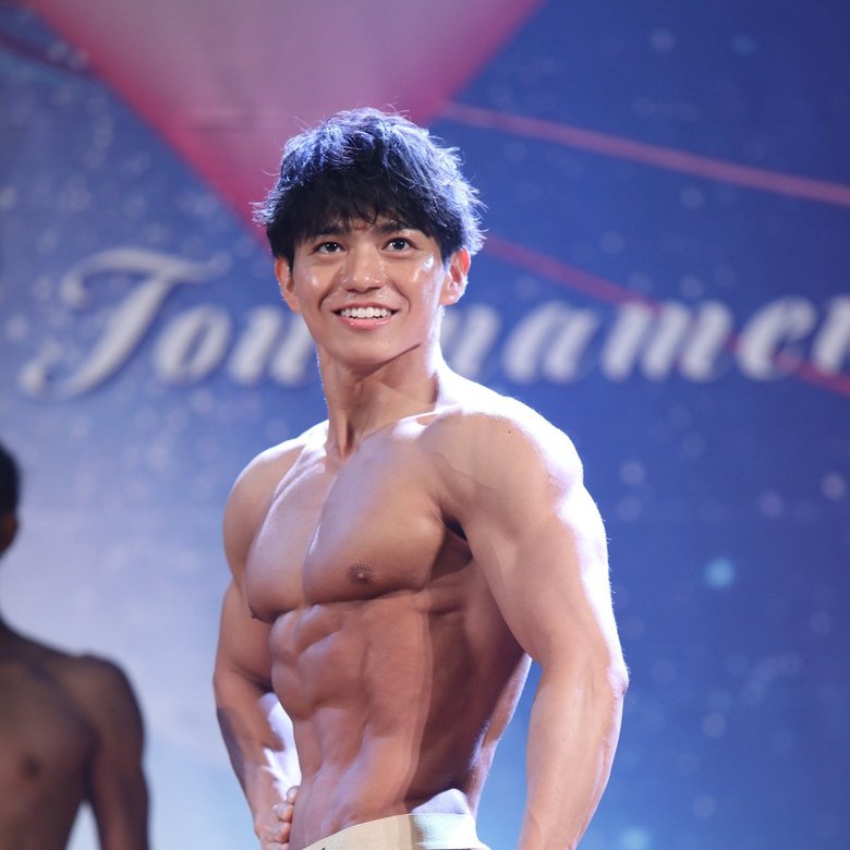 BEST BODY JAPAN関東大会のベストボディ部門ミドルクラスで優勝した河野さん