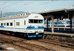 問題です！日本が生み出した世界初の電車とは一体？