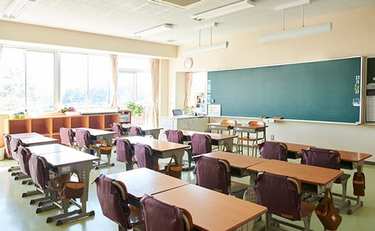 「日本の先生は優秀」の弊害。教員はスーパーマンじゃない…業務範囲はどこまで  