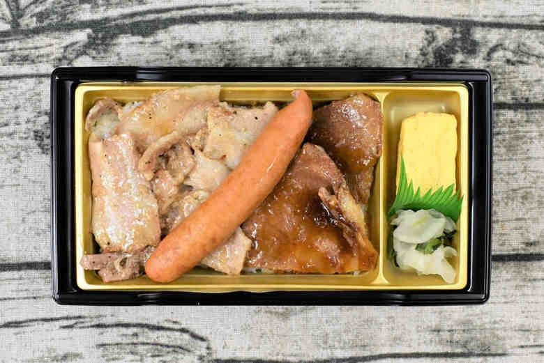 ローソンの人気弁当「豚ざんまい弁当」の実物画像02
