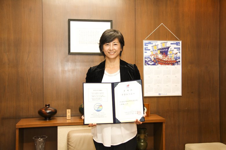 北海道漁協女性部の応援大使も務めている