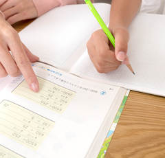 中卒の親を持つ東大生の発言に共感「トンビはタカを生むのか」