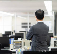 役職呼びを止めた企業も…距離を縮める上司や部下の呼び名