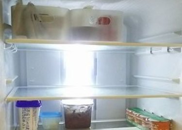 1ヶ月で1万円も！冷蔵庫の片付けが食費の節約になる！