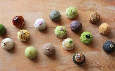 「1日2500個売れる」元デザイナーが独学で生んだおはぎが人気の訳