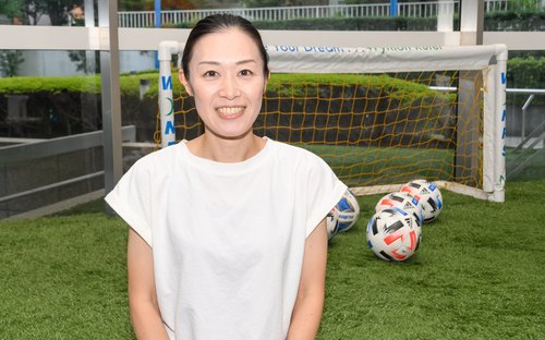 「選手から審判へ」36歳の女性がワールドカップに
