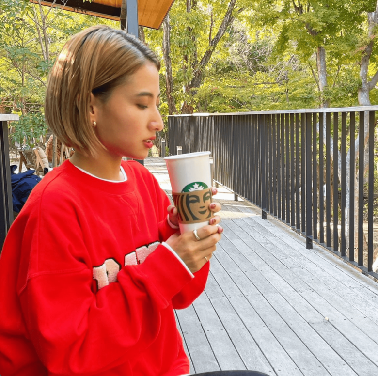 モデルのヘイリー・ビーバーにあこがれ金髪にしていたときも