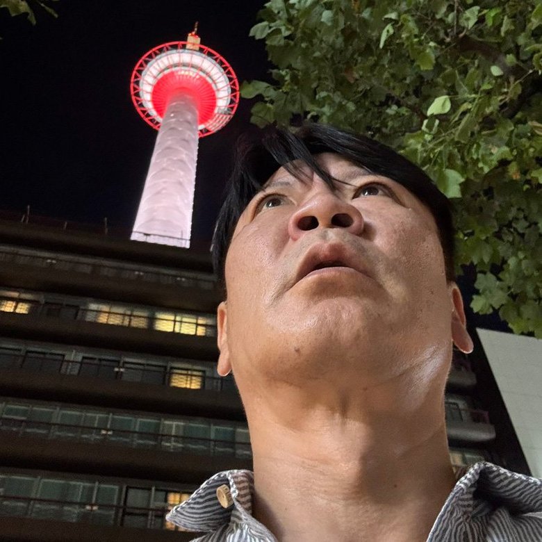 「絶対にブサイクに映る角度で撮影」笑いを追求し続ける桂三度さん