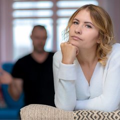 旦那嫌いで一緒がツラい…「週末は子どもと別行動」の諦め感が危機サイン!!