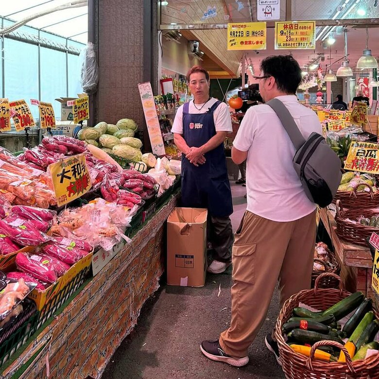 常連のお客と話がはずむこともしばしば
