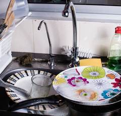 共働きの家事「俺はやってる」と夫が思い込む理由