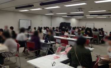 「キラキラママになれない…」ママのひきこもり 誰も気づかない現実