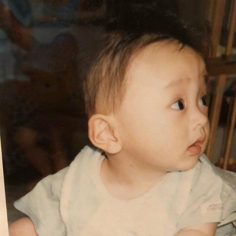 幼少期の佐藤かよさん