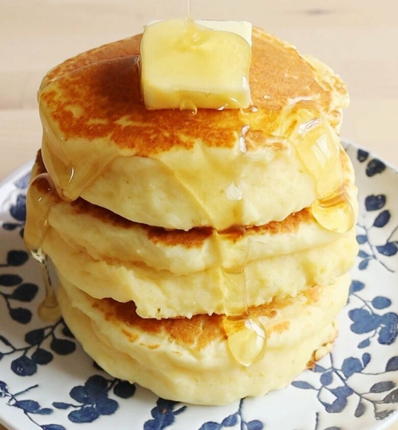 【作り方】6.3段重ねにしてお好みでバターやはちみつをかけたら完成！