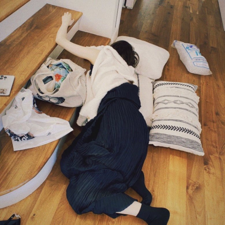 階段から落ちてしまい、状況を伝えるために撮った写真