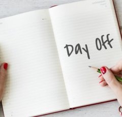 「お礼をいう必要ある!?」有給取得後に立ちはだかる会社の暗黙ルールに議論続出