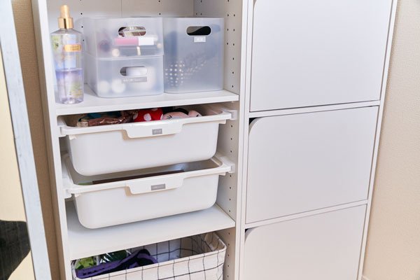 子供部屋に置いたニトリの2ウェイ3ドアボックス