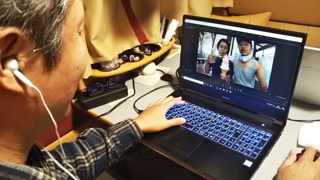 動画編集をするがっちゃん