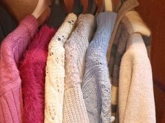 あなたのクローゼットは大丈夫？時間を無駄にしないデキるワーママのワードローブ