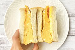 「この断面がそそる」ふわふわ厚焼き！だし巻き卵サンド「朝からイケる」