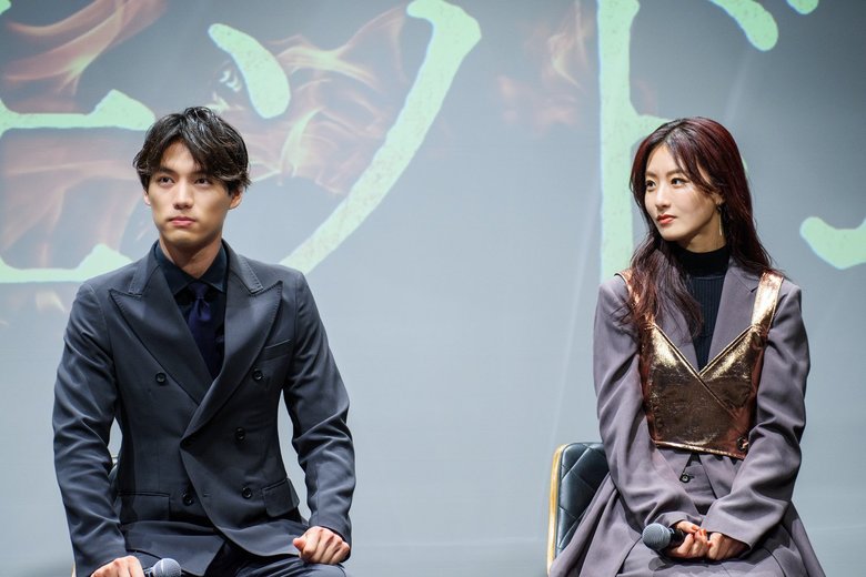 弁護士として真逆の立場にいる二人が、どんなケミストリーを見せてくれるのかにも注目！