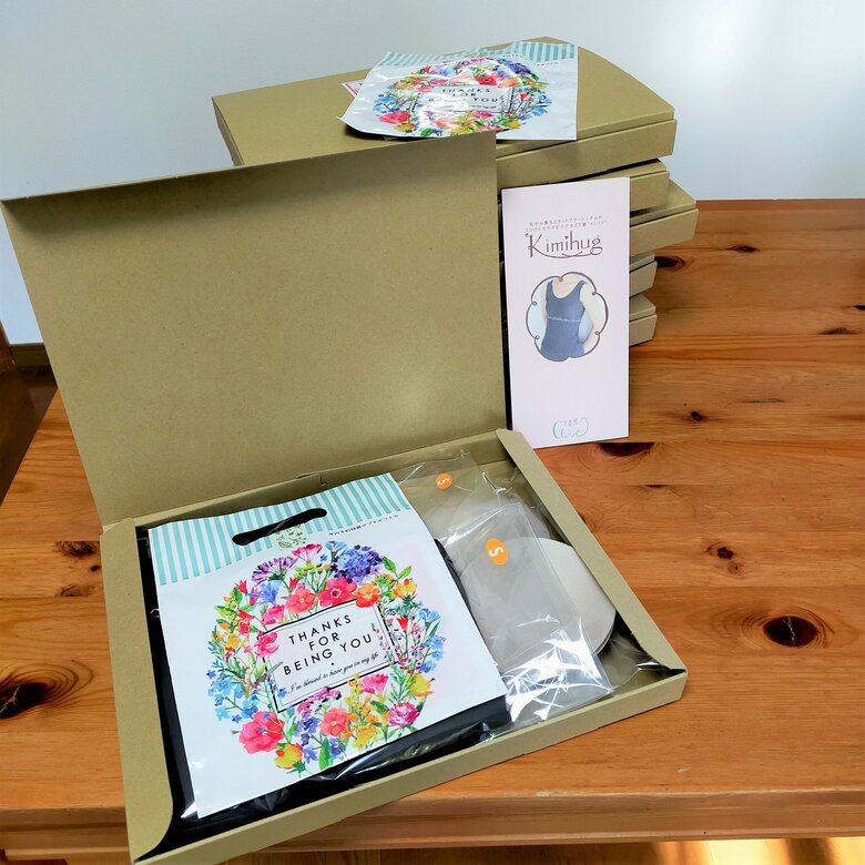 商品が届いたときに嬉しくなるように丁寧に心を込めて梱包している