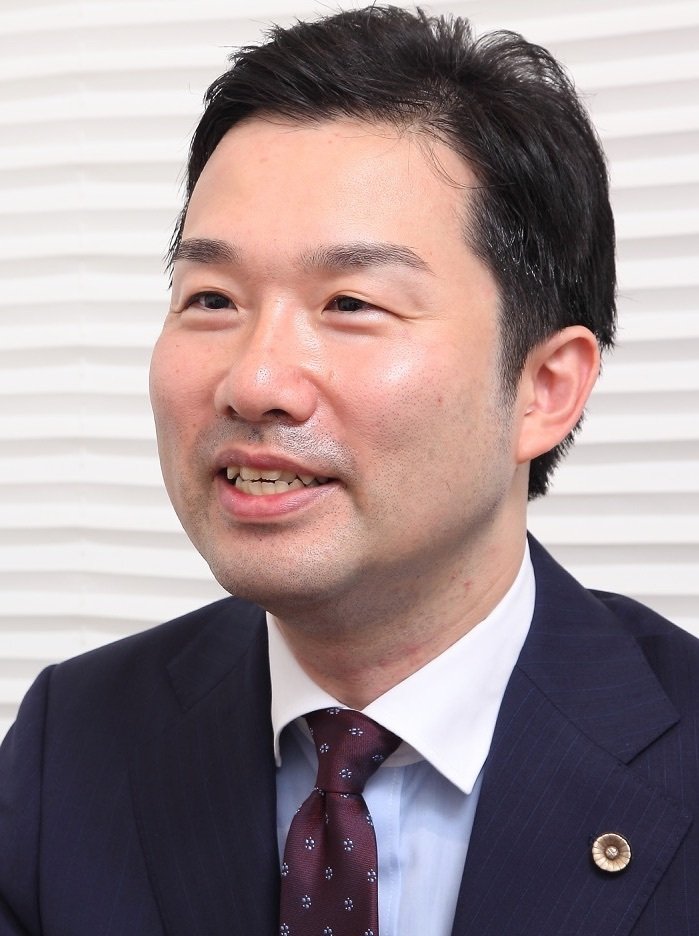 東大在職中に弁護士になった伊藤さんのいま