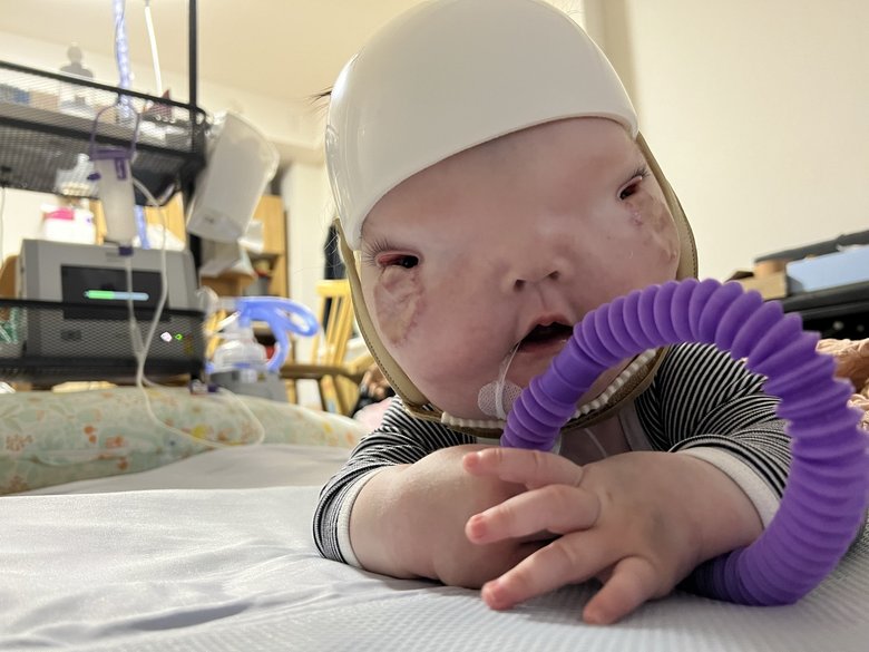 生後9か月。うつ伏せができた！