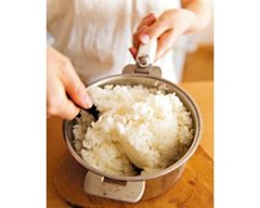 「捨て上手さん」のキッチン整理の秘密はクリステル鍋での炊飯にあり？！