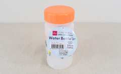 カバンの中の隙間にすっぽり収まる！小型で便利なダイソーの「ウォーターボトル（しろくま ミニ 350ml）」