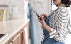 口コミサイトで低評価を書く人の言い分と意外な胸の内