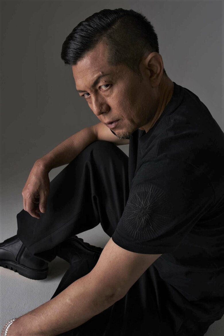 哀愁漂う的場さん