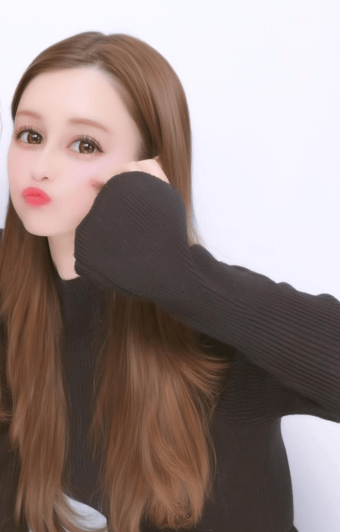 仕事終わりに幼なじみとプリクラ。加工技術の進化に驚きながら楽しむダレノガレさん