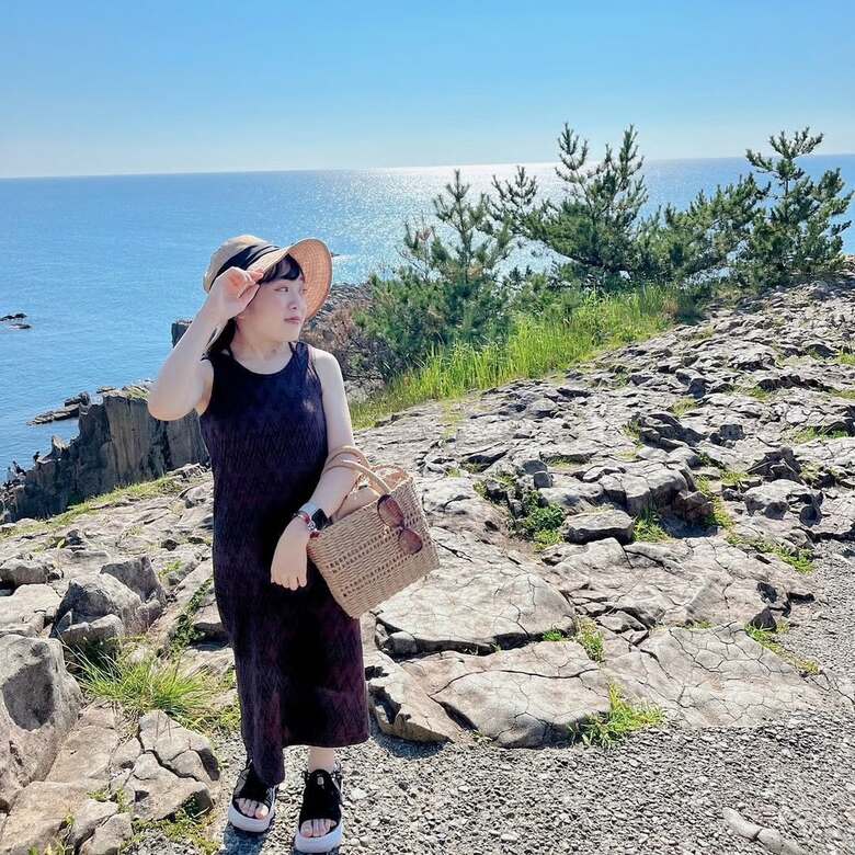 福井県の東尋坊へ