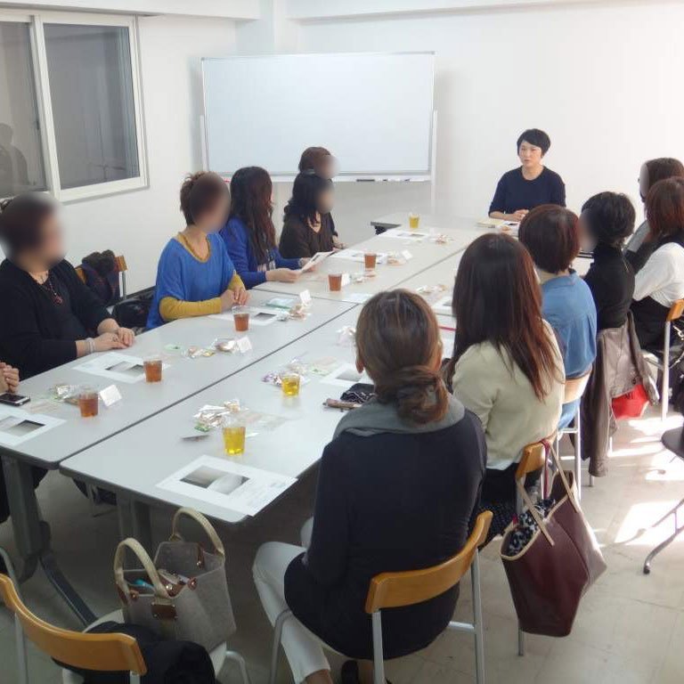 婦人科系のがんを患った人が集う「よつばの会」にて話をする場をもうけて