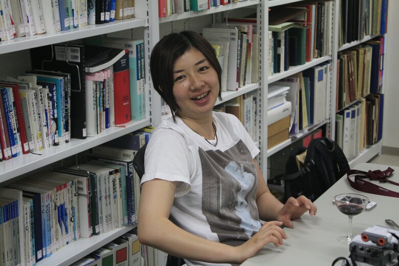 介護ロボット開発者を志し、千葉工業大学へ進学。在学中に起業した