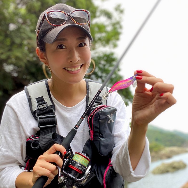 趣味の釣り仲間から卵子凍結の報告を受け、一念発起したそう。釣り番組や釣りコラムの仕事が、不妊治療の合間の気分転換に