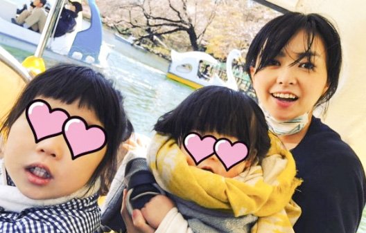 長女、次女と一緒に