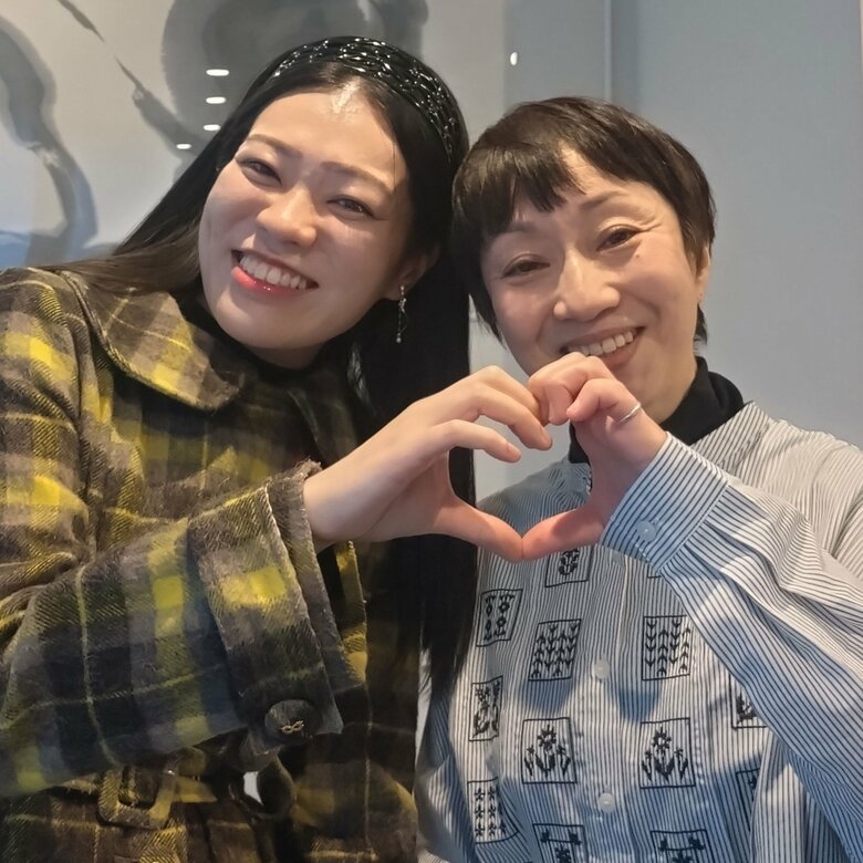 保健師の仕事をきっかけに知り合った声優の東サオリさんと