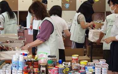 「10年勤めた会社で…」シングルマザー、コロナ禍での生活苦を吐露