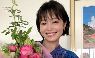 「“みんなの元カノ”ポジションも気に入っている」俳優・起業家の小林涼子が目指すこれから