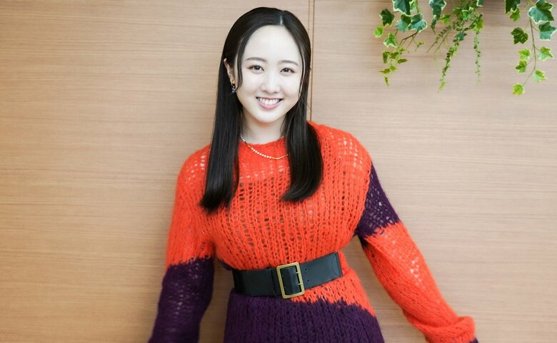 細い！ウエストマークした衣装の本田さん